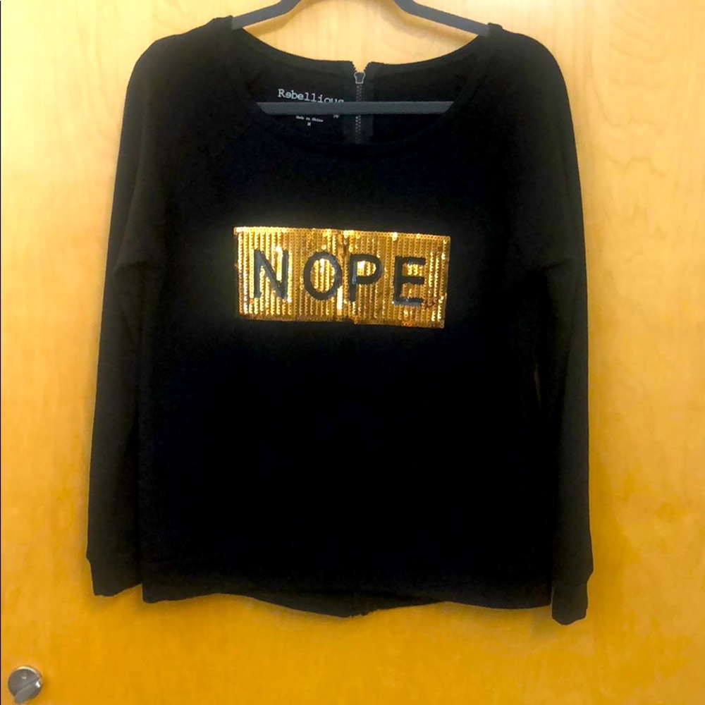 Long sleeve shirt